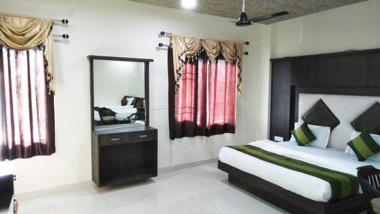 R.S Hotel & Restaurant Amritsar Exterior photo